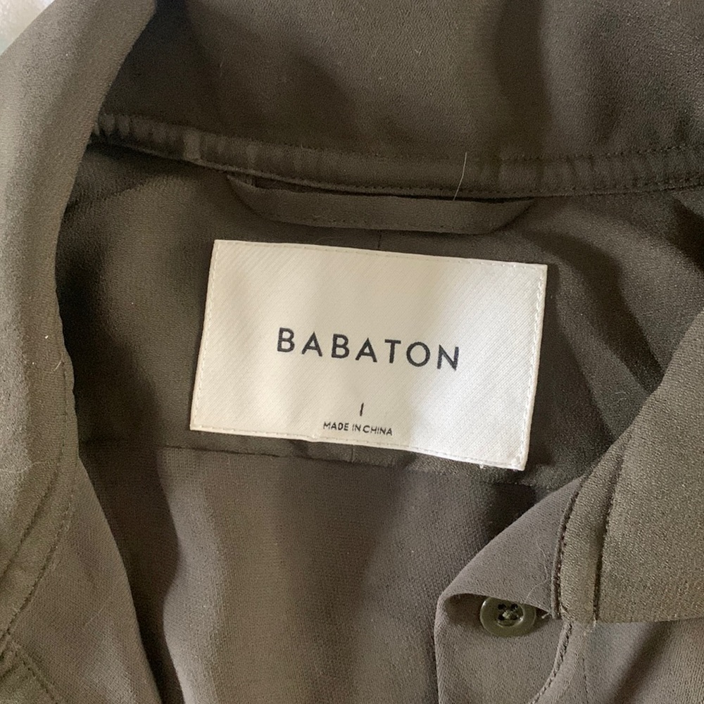 Aritzia X Babaton Howitt Utility Style Relaxed Fit Jacket. Size 1/ Small View 4